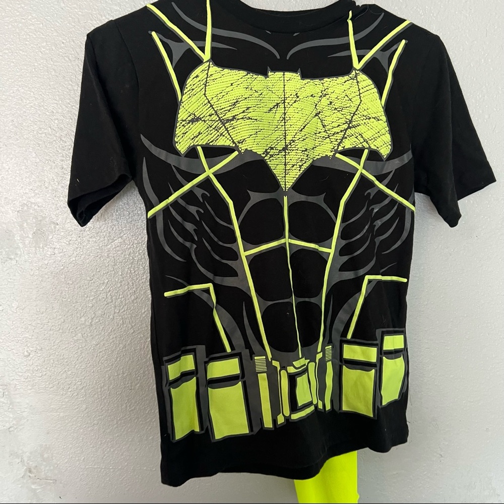 Kids Batman’s superhero shirt